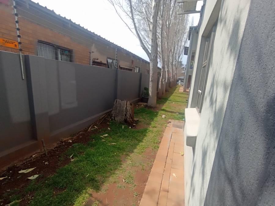 2 Bedroom Property for Sale in Bult West North West